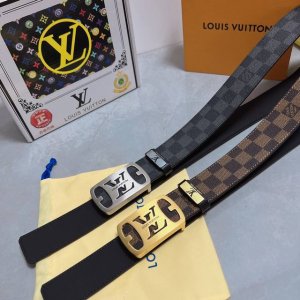 品名：Lv..路易..威登原单 材质：原单牛皮腰带 百分百头层牛皮腰带保证真皮，24K纯钢扣，专柜原单品质、做工精细，时尚大牌，送人自用首选 包装： 请认准如图