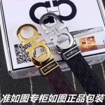品名：菲拉格木原单 型号：请认准如图专柜包装，赠送打孔器 材料：百分百头层牛皮，保证真皮。24K纯钢扣专柜同等质量， 送人自用首选 包装： 请认准如图专柜包装，