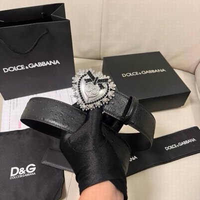 特 Dg，宽4.0Cm Dolce&Gabbana 新款男士鸵鸟纹腰带，搭配全新镀钌 Dg 交叉造型徽标搭扣