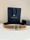 特 宽度3.8Cm Versace Jeans Couture 牛皮革V-Emblem板扣式皮带、饰有La Greca彰显个性设计。该铆钉腰带饰有La Grec