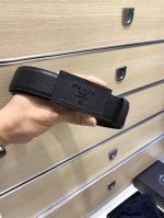 配送专柜包装 打孔针 特批 宽35Mm，支持Nfc 原单双面进口头层牛皮带身，搭配原版经典三角微标扣，手感.油边近乎完美，原产皮料牛皮定制，质感无可挑剔，出众的