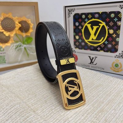 品名：Lv..路易..威登原单 材质：原单牛皮腰带 百分百头层牛皮腰带保证真皮，24K纯钢扣，专柜原单品质、做工精细，时尚大牌，送人自用首选 包装： 请认准如图