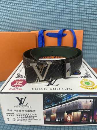 男款腰带：Lv 路易威登原单牛皮腰带 男款皮带：材质百分百头层牛皮腰带保证真皮皮带，专柜原单品质、做工精细，时尚大牌，送人自用首选包装： 请认准如图专柜包装赠送 - 点击图像关闭