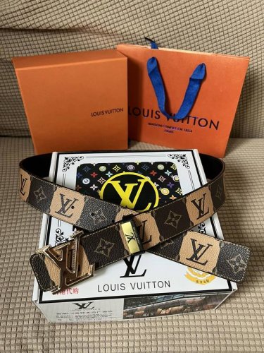 品名：Lv..路易..威登原单 材质：原单牛皮腰带 百分百头层牛皮腰带保证真皮，24K纯钢扣，专柜原单品质、做工精细，时尚大牌，送人自用首选 包装： 请认准如图