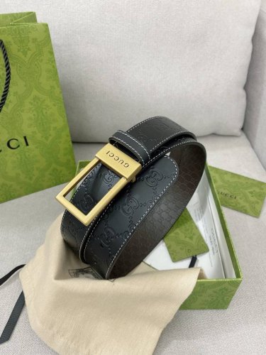 特P180 Gucci 海外专柜最新款同步更新，进口原厂头层牛皮，最新设计采用白线点缀，使得整体更加时尚百搭款式，宽度3.5Cm