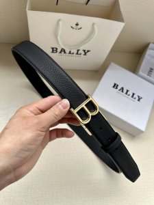 特 巴利Bally专柜新款，带身宽度3.4Cm，搭配纯铜皮带扣头.送礼佳品.与正品零差距