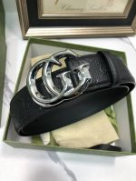 特 配全套包装礼盒 古驰：原单头层牛皮小冲孔压G面，内衬头层小牛皮底，搭配原单扣.原单皮料定制，专柜宽度4.0