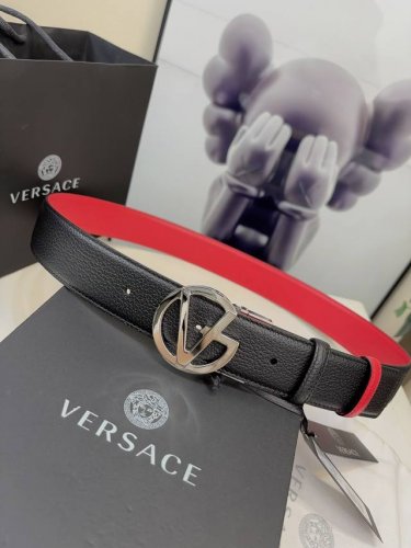 Versace 范思哲 可逆转皮带在小牛皮革与美杜莎V型扣孔，4.0CM宽
