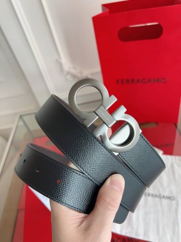 特 Ferragamo.菲拉格慕 全套新款包装 宽度3.5Cm 高级定制款男士皮带 双面进口牛皮 可双面使用 自行选择搭配 真材实料 很有质感 时尚经典不失风范