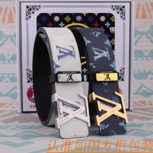腰带皮带：Lv 路易威登原单牛皮皮带 男款皮带：材质百分百头层牛皮腰带保证真皮皮带，专柜原单品质、做工精细，时尚大牌，送人自用首选包装： 请认准如图专柜包装赠送