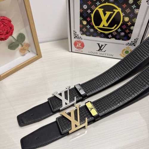 品名：Lv..路易..威登 材质：原单牛皮腰带 百分百头层牛皮腰带保证真皮，24K纯钢扣，专柜原单品质、做工精细，时尚大牌，送人自用首选 包装： 请认准如图专柜