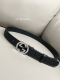特 Gucci Biondie 系列 3.0进口牛皮热压技术 这款腰带以黑色皮革匠心打造 缀饰几何造型扣互扣双G款