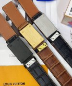 皮带：Lv..路易..威登顶级复刻- 腰带：原单品质百分百进口原厂头层牛皮，保证真皮。喷漆烤漆-哑光雾面设计.真空电镀.永不掉色.24K纯钢扣鳄鱼皮纹路双面可用