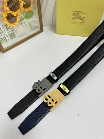 品名：巴宝莉 原单 材质：原单牛皮腰带 百分百头层牛皮腰带保证真皮，24K纯钢扣，专柜原单品质、做工精细，时尚大牌，送人自用首选 包装： 请认准如图专柜包装赠送 - 点击图像关闭