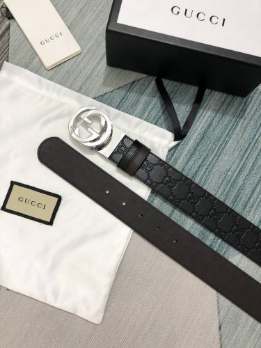 配全套包装礼盒 Gucci转动款小牛皮压G花，内衬咖啡头层底，宽3.7Cm 旋转双G扣 双面可用 可裁剪
