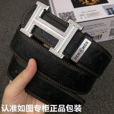 品牌：爱马仕.Hermes鸵鸟纹 型号：顶级原单！请认准如图专柜包装 等级：意大利进口百分百头层牛皮，Hermes.爱马仕，世界著名奢侈品品牌。进口头层牛皮，国