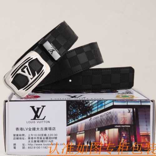腰带皮带：Lv 路易威登双面可以用： 男款皮带：材质百分百头层牛皮腰带保证真皮皮带，专柜原单品质、做工精细，时尚大牌，送人自用首选包装： 请认准如图专柜包装赠送