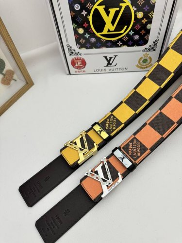 品名：Lv..路易..威登原单 材质：原单牛皮腰带 百分百头层牛皮腰带保证真皮，24K纯钢扣，专柜原单品质、做工精细，时尚大牌，送人自用首选 包装： 请认准如图
