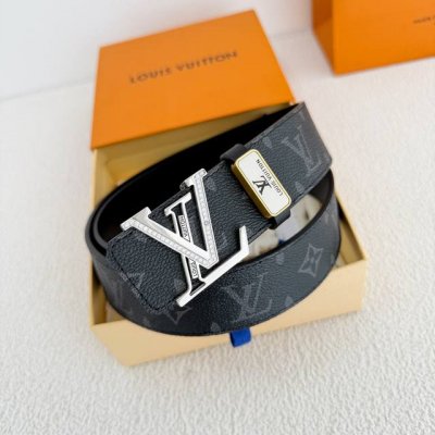 品名： Lv..路易..威登腰带皮带原单 型号：挂扣，经典纯钢材质镶钻挂扣，头层牛皮，图片实物拍摄 材料：头层牛皮，挂扣系列，纯钢材质扣头，钯镀电镀工艺永不掉色