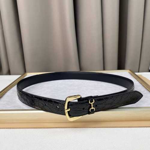 特 Gucci、马衔扣腰带，女士鳄鱼纹，3Cm