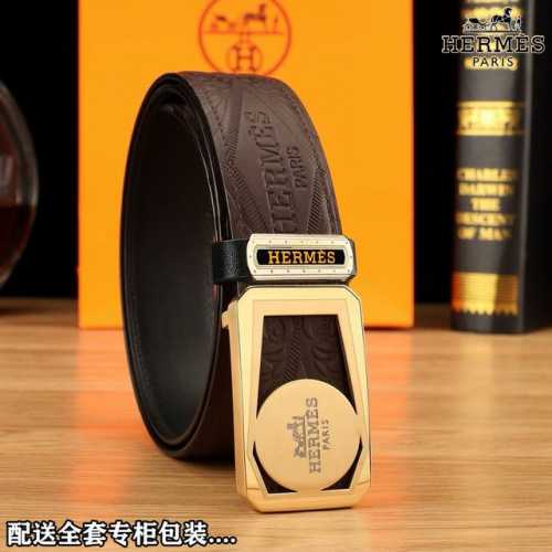 高端品质，实物拍摄 批￥210 配全套包装 品牌：Her@Mes海外原单 扣头材质：精品实心钢扣 带身材质正面：38Mm宽度采用双面进口原版皮腰带，真空电镀五金
