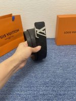 louis Vuitton 经典原单品质，荔枝纹压花搭配原版皮底，原单精品挂扣，精工制作，细节看图，实物拍摄，高端奢华，宽度4.0Cm