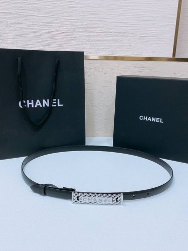 特 Chanel 24C 黄铜金属 进口胎牛皮 1.5Cm 手感柔软 精致腰带 经典链条打扣 超有质感 码数75-100欧