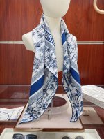 18姆米 双面同色 高级感爆棚Cd高级时髦风配色非常考究，图案匠心，上身简直美得太惊艳了融入日常的单品，可以搭配很年轻的穿搭方式。它足以让任何一件平庸的服装变得