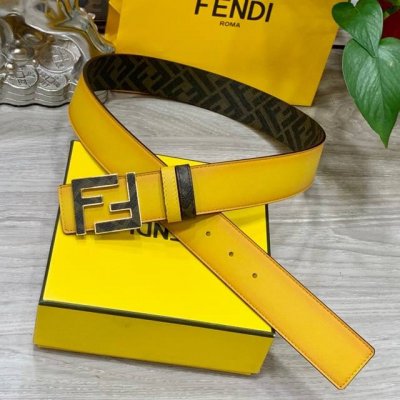 特 Fendi 芬迪 专柜同款 宽4.0Cm 双环正反用腰带 Ff按钉搭扣 双色cuoio Romano皮革材质 反面面料带有烟草黄和黑色ff图案 黑色珐琅金属
