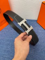 爱马仕 Hermes 原单爱马仕，宽3.8Cm进口原版皮带身，双面可两面用，精品电镀五金 ！