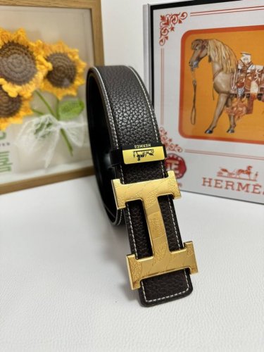 品名：爱马仕.Hermès 原单 材质：原单牛皮腰带 百分百头层牛皮腰带保证真皮，24K纯钢扣，专柜原单品质、做工精细，时尚大牌，送人自用首选 包装： 请认准如