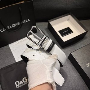特 Dg， 杜嘉班纳 新款 宽3.5Cm高级定制款男士皮带 鸵鸟纹 双面头层牛皮，真材实料 很有质感 时尚经典不失风范 可自行裁剪 ！