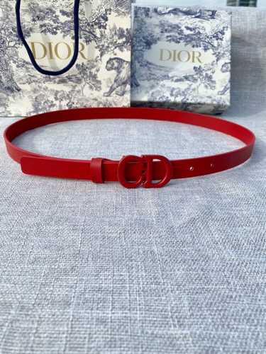 宽度2.0 Cm Dior 迪奧 爆款平面無線帶身 Saddle棕色牛皮革皮带。 烤漆金属“Cd”标志 採用進口雙面頭層牛皮