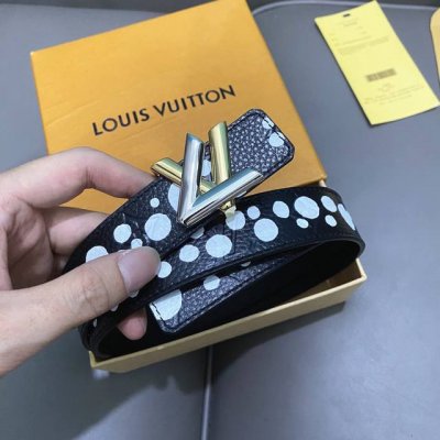 L0Uis Vuitt0N 今季新品 驢家女士原單腰帶 寬度30毫米 定制經典帆布面料搭配小荔枝紋小牛皮底 全新開模新款五金 百搭款