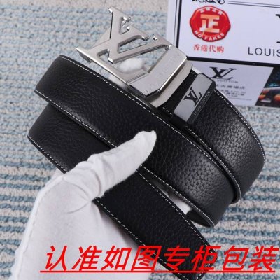 品名：Lv..路易..威登自动带 材料：百分百头层牛皮，保证真皮。24K纯钢扣双面可用专柜同等质量， 送人自用首选 包装： 请认准如图专柜包装，赠送打孔器，银联