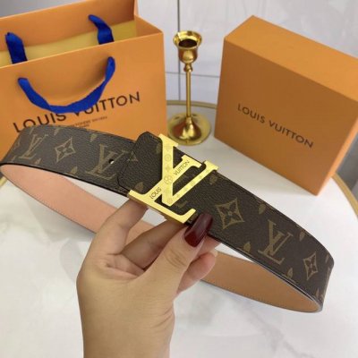 配全套包装礼盒 Lv 代工厂货品 4.0宽度 正品一体铸造五金，原厂皮料。