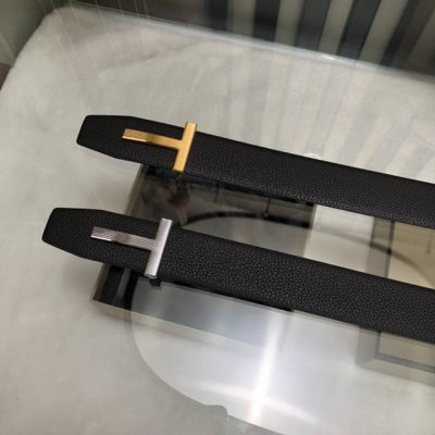 特 汤姆福特最新网红爆款双面头层牛皮配原装盒专柜同步3.8宽新款上市了，原版牛皮，搭配钢扣，优雅，大方用的方便。谢谢你转载。