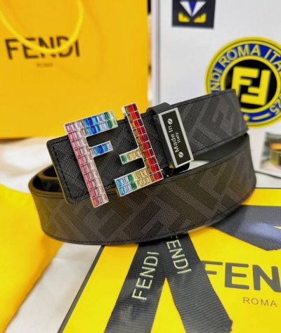 皮带：Fendi.芬迪..顶级原单复刻. 腰带：百分百头层牛皮，保证真皮。双层ff水晶镶嵌彩色钻石24K纯钢扣材质，永不掉色进口小牛皮正反双面使用商场专