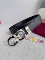 品名：Ferrgamo..菲拉格慕 腰带自动带 皮带 型号：自动扣，纯钢材质自动扣，头层牛皮，自动带身 材料：百分百头层牛皮，保证真皮。24K纯钢扣专柜同等质量