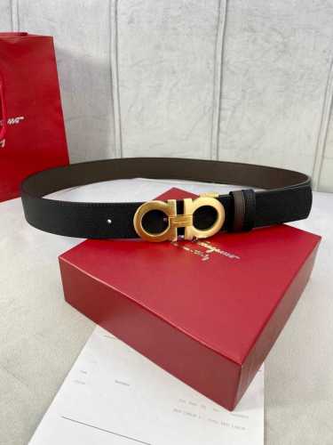 特 宽度3.5Cm Ferragamo 菲拉格慕 两面手掌纹双面头层牛皮皮带，配有金 白 枪色金属gancio双扣。该皮带可调节，且能根据需要剪裁，达到修身效果