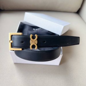 赛琳 Teen Triomphe光滑牛皮革腰带 荧光白纤细版型，可搭配经典西装外套、裙装，增添高雅气质3.0Cm