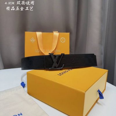 同步 Lv路易男士 宽度4.0 Cm 简单大方 精品五金 双面进口皮 佩戴效果非常不错 送礼自用最佳推荐