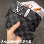 品牌：Lv.路易威登 型号：原单！请认准如图专柜包装 等级：意大利进口百分百头层牛皮，Lv.路易威登，世界著名奢侈品品牌。进口头层牛皮，国外专柜