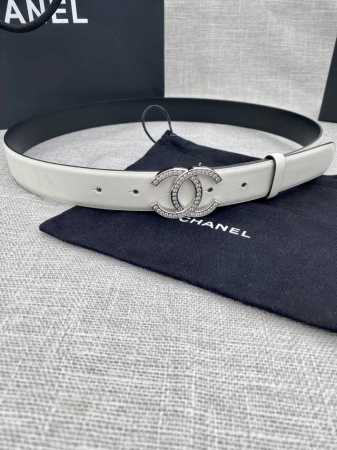 宽度3.0Cm Chanel 香奈儿 原版碰纹牛皮金 银 色镶钻钢扣。 - 点击图像关闭