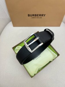 Burberry-巴宝莉 男士专柜对版金属扣 头层牛皮双面外用腰带 商务通勤休闲场合均适合佩戴 3.5Cm