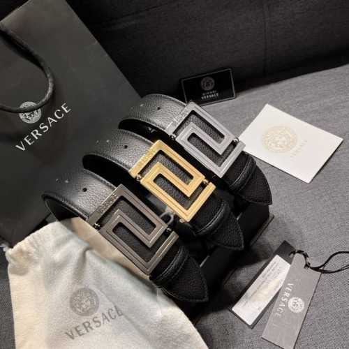 特 范思哲 宽4.0Cm 头层牛皮 新款 皮带，饰有雕刻Logo的Greca搭扣