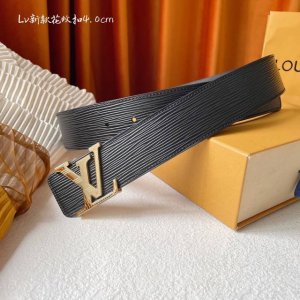 特P190 【Louis Vuitton，】：经典原单品质，经典水波纹面配原版平纹皮，搭配原单精品扣，精工制作，细节看图，实物拍摄，高端奢华，宽度4.0Cm
