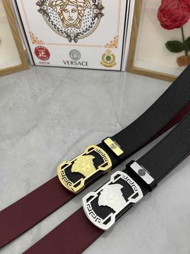 品名：Versace.范思哲 材质：原单牛皮腰带 百分百头层牛皮腰带保证真皮，24K纯钢扣，专柜原单品质、做工精细，时尚大牌，送人自用首选 包装： 请认准如图专