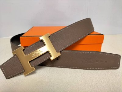 Hermes.爱马仕 官网同步 宽度38Mm 原版荔枝搭带身搭配原版精品钢扣，男装的经典搭配，可双面使用完美配饰！