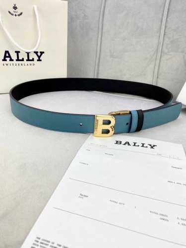 特 3.5Cm Bally 巴利双色手掌纹头层小牛皮 两面可用，配有金银字母扣头该皮带可调节，且能根据需要剪裁质量保证达到修身效果